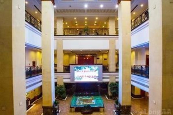 Feicheng Blossom Hotel (Taian)